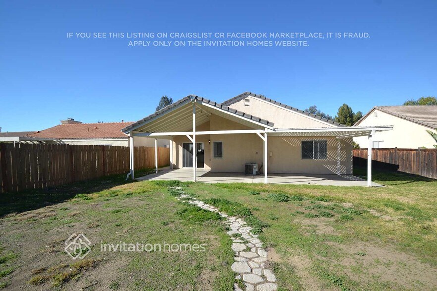 Building Photo - 39928 Snow Gum Ln