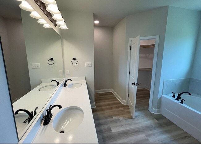 Building Photo - 10699 Orkney Way