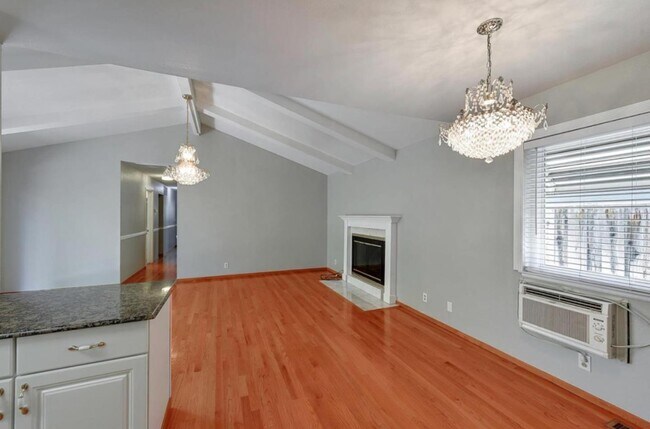 Building Photo - 6558 Crown Blvd