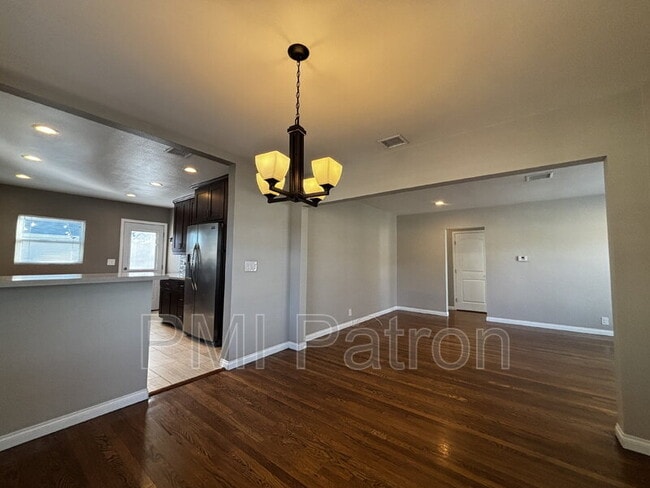 Building Photo - 2830 Harvey Way