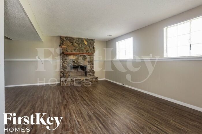 Building Photo - 4321 Castle Heights Dr