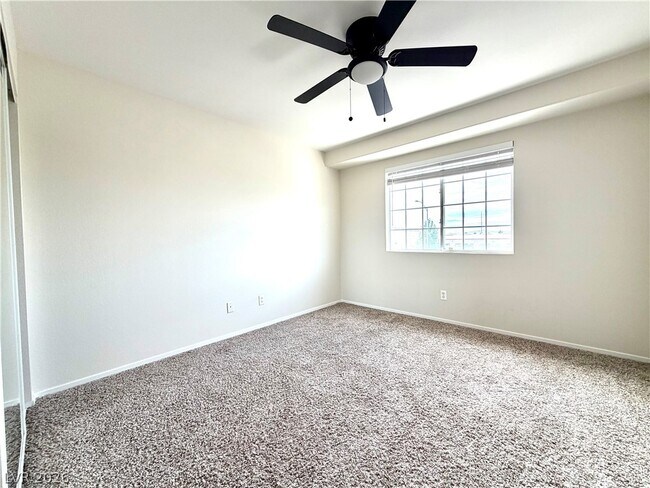 Building Photo - 3995 Starfield Ln