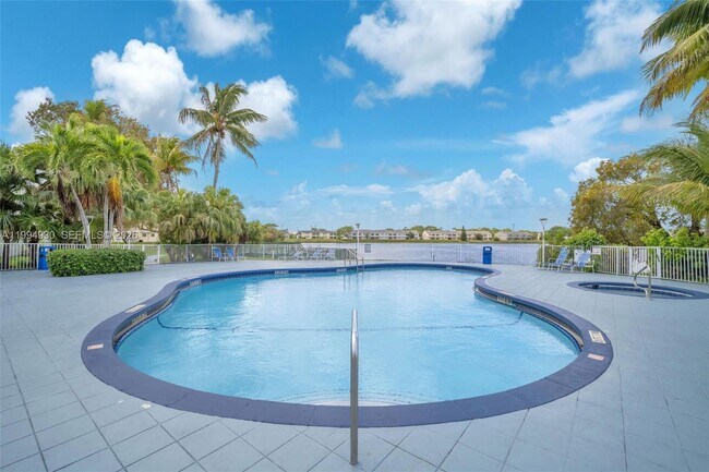 Building Photo - 3437 NW 44th St