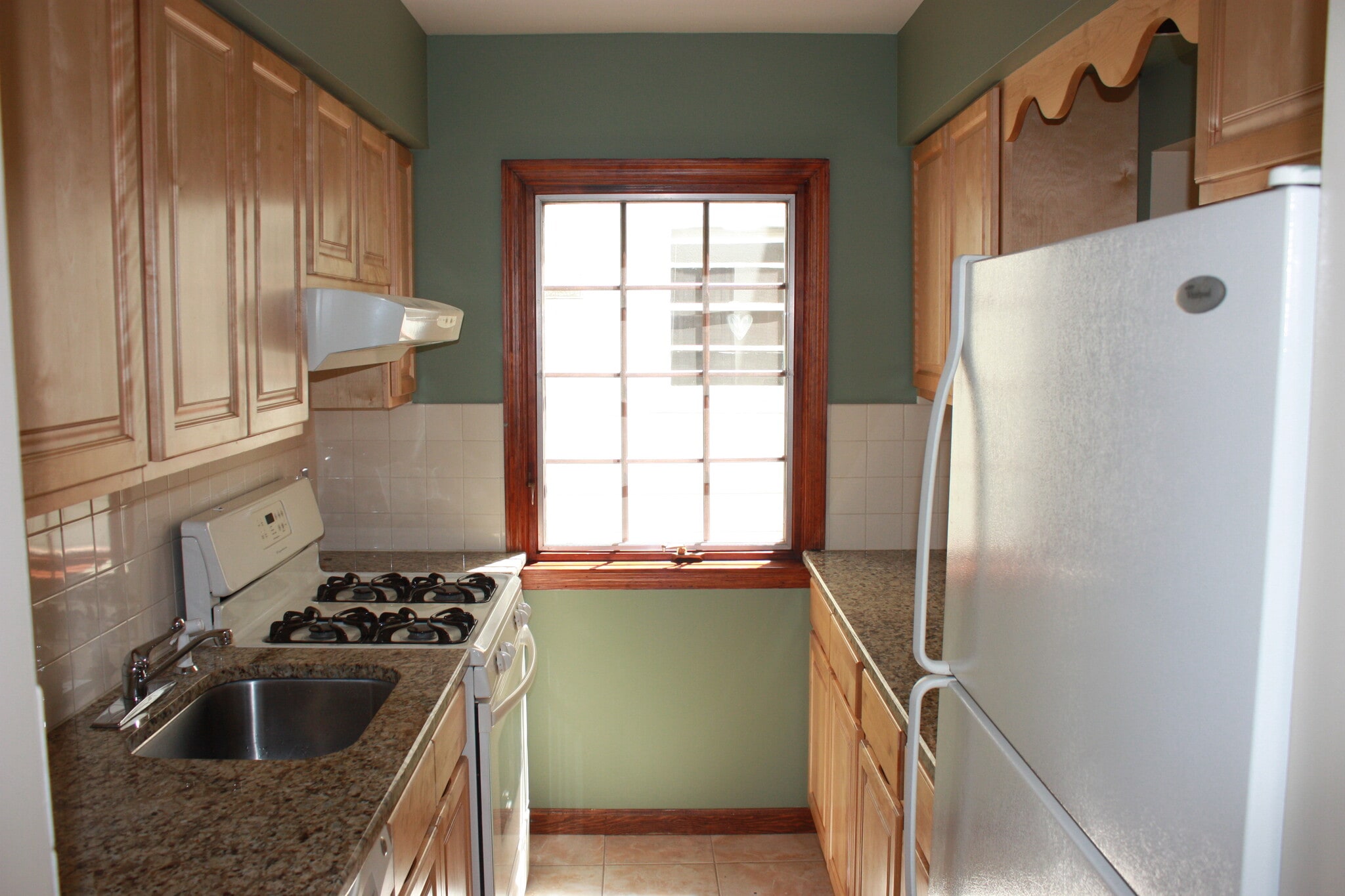 Building Photo - 64 Parkway Rd