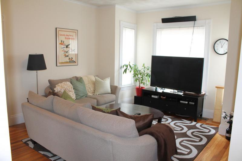 Building Photo - 50 Fiske St