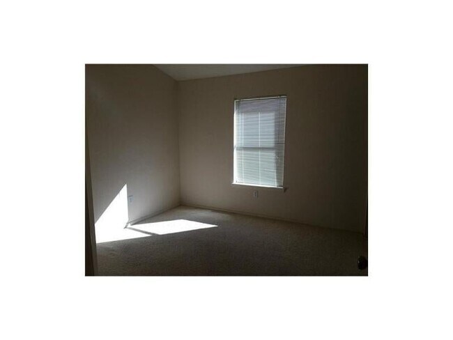 Building Photo - 14237 Desert Stone Dr