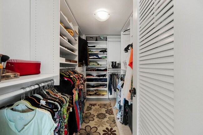 Building Photo - 500 Ocean Dr