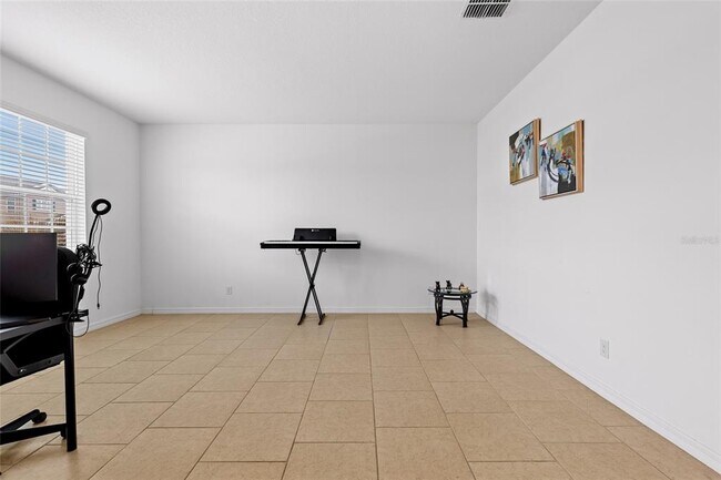 Building Photo - 5640 Camilla St