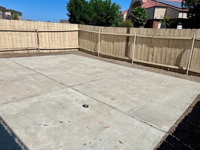 Building Photo - 6080 Mt Aguilar Dr