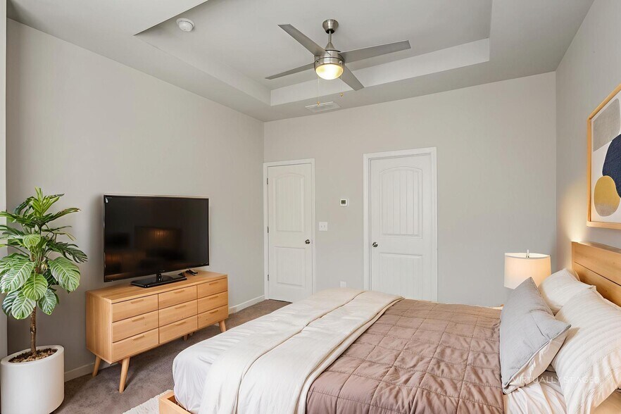 Building Photo - 67 Madaline Ln