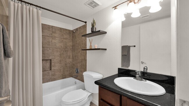 Building Photo - 5995 N 78th St