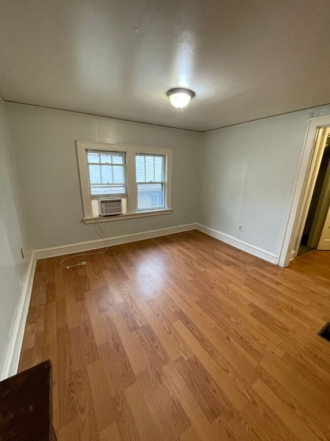 Building Photo - 2545 N 52nd St