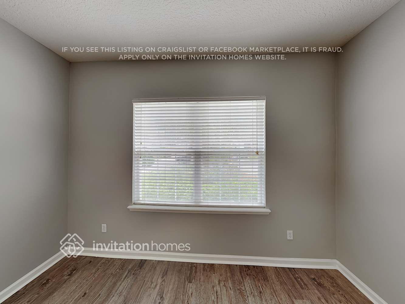 Building Photo - 14809 Falling Waters Dr