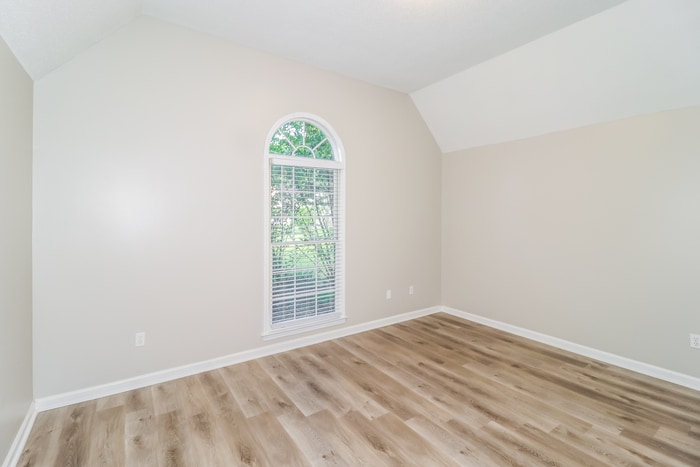 Building Photo - 1875 Carlyn Cove