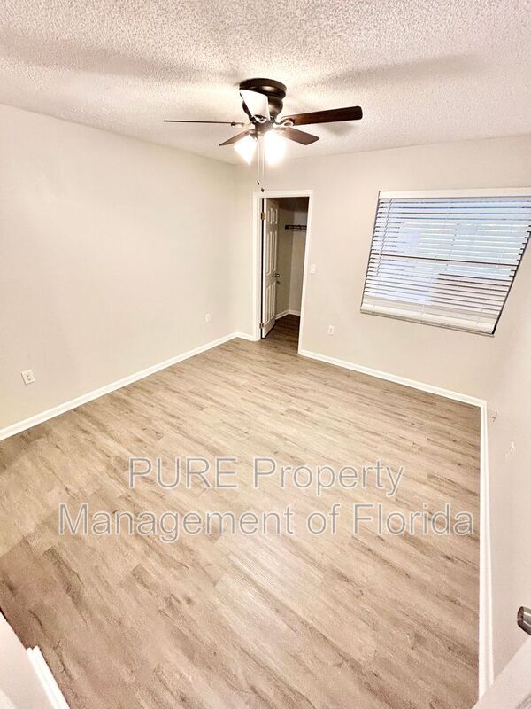 Building Photo - 3135 SW 97th St