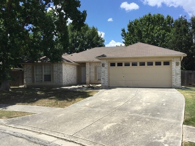 Primary Photo - 1020 Grey Feather