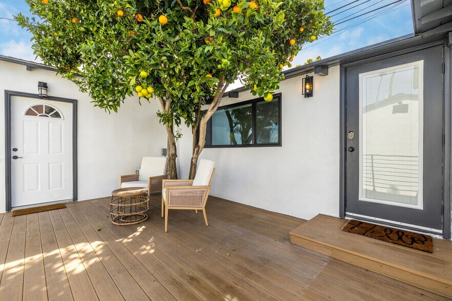 Building Photo - 614 Knob Hill Ave