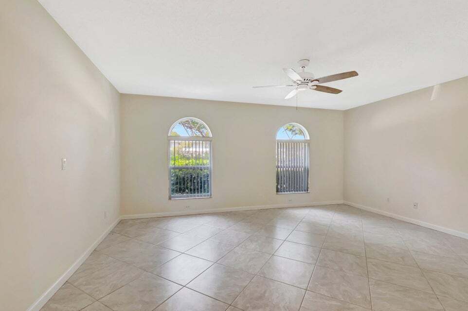 Building Photo - 3121 Florida Blvd