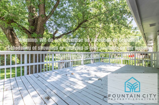 Building Photo - 1808 N Kiger Rd