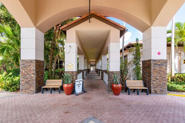 Building Photo - 10330 Buena Ventura Dr