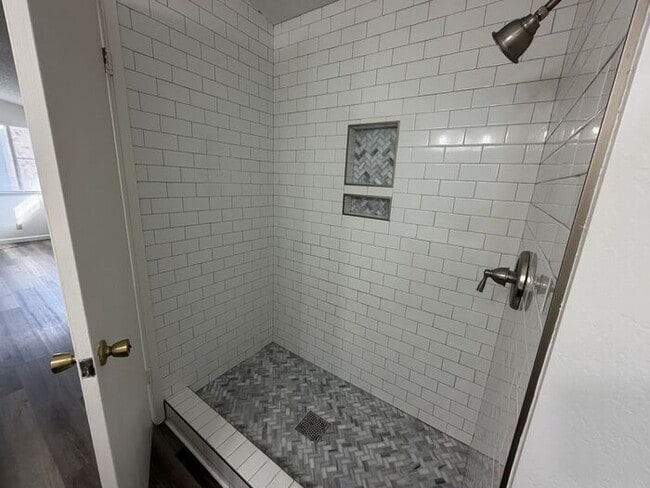 Building Photo - 6381 Enchanted Valley Dr