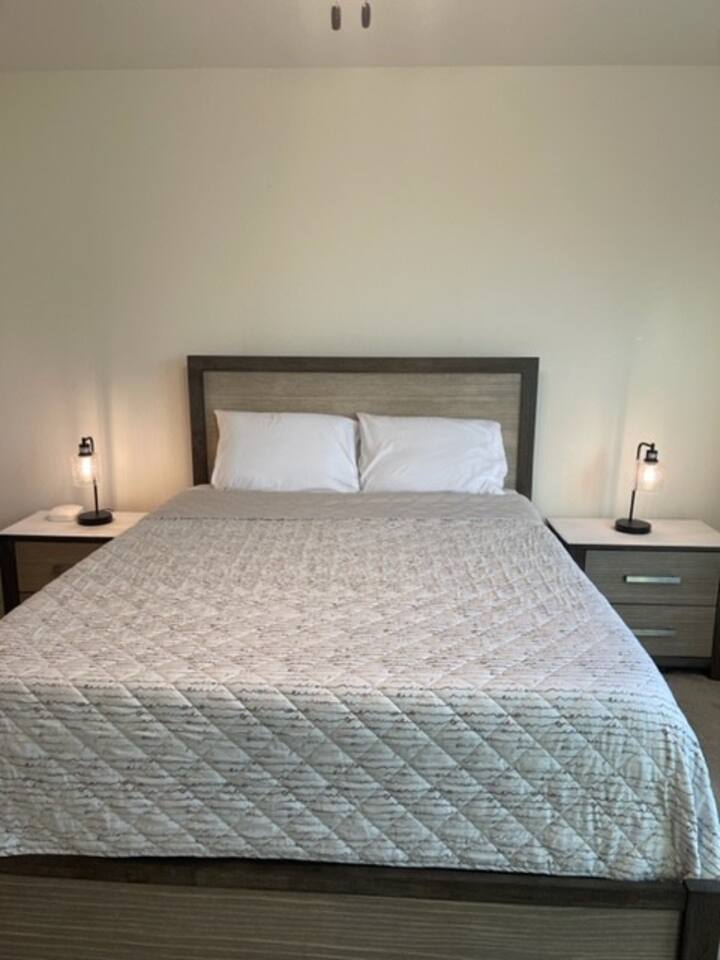 1st Master Bedroom - 1135 Sleepy Oak Dr
