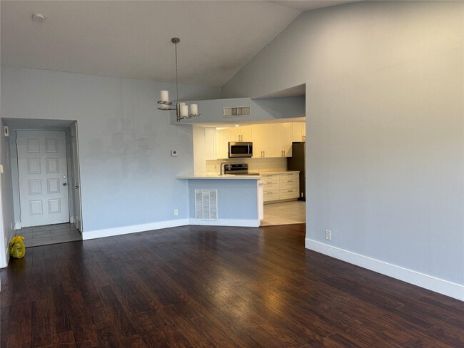 Building Photo - 9055 Wiles Rd