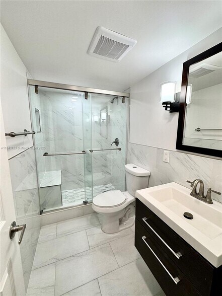 Building Photo - 6929 SW 109th Pl