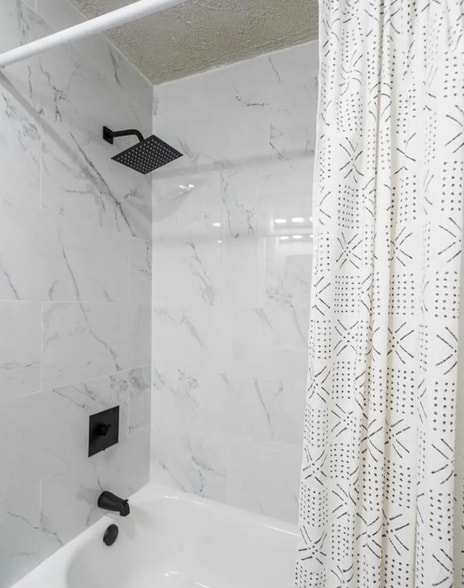 Building Photo - 7509 Durwood Rd