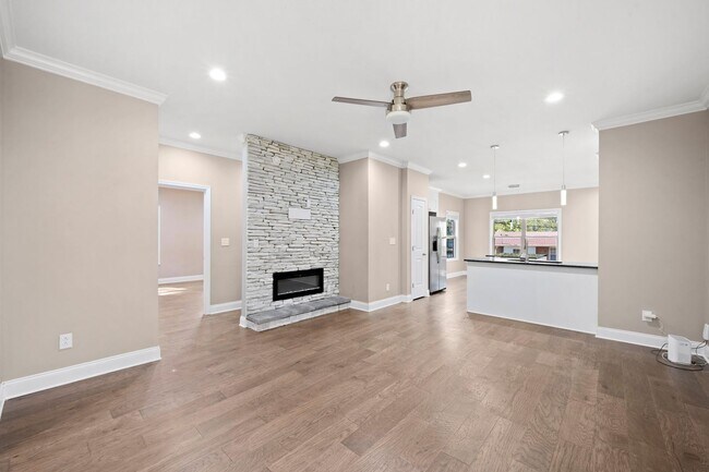 Building Photo - Beautiful 4BR Home with Finished Basement