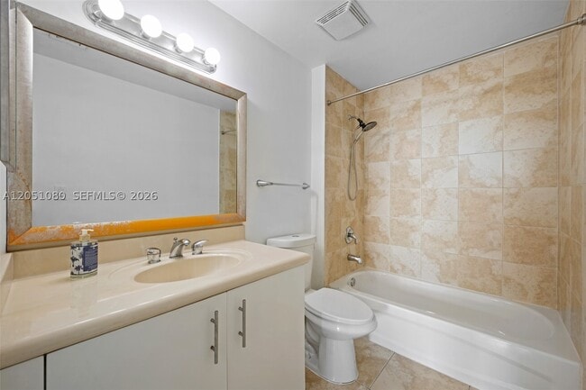 Building Photo - 7910 Harbor Island Dr