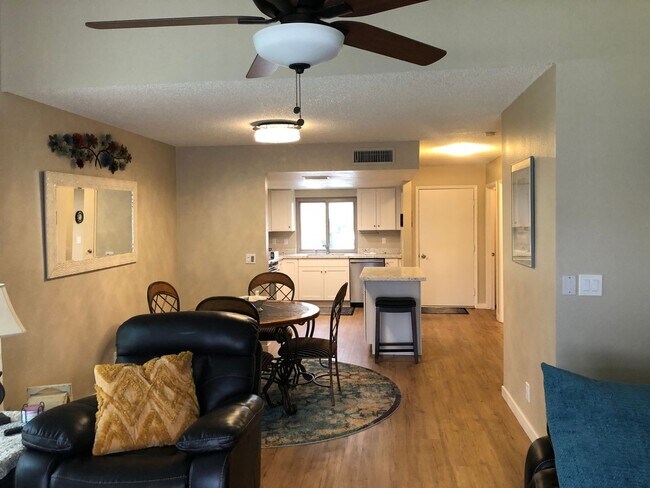 Building Photo - Welcome to this stunning 1-bedroom, 1.5-bathroom home located in Leisure World a 45+ Active Adult...