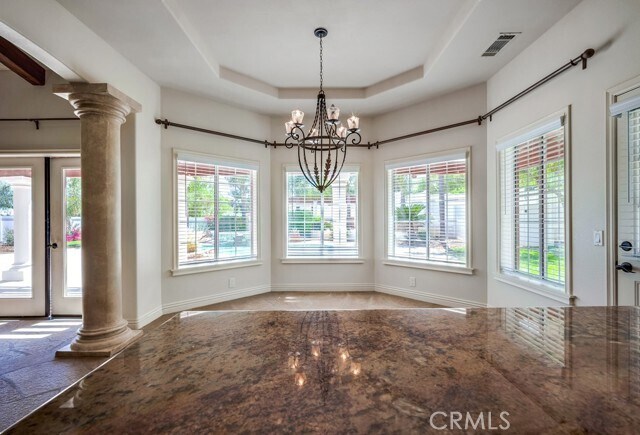 Building Photo - 39555 Ave Bonita