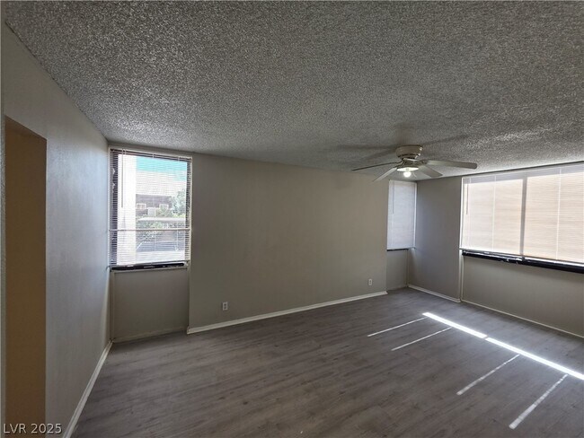 Building Photo - 3930 University Center Dr