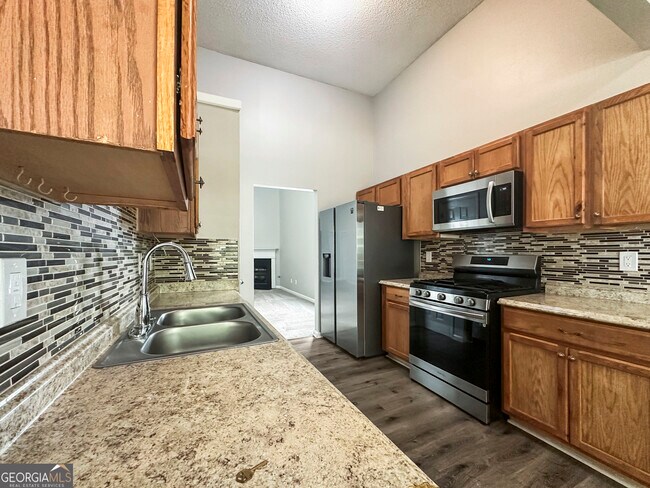 Building Photo - 5021 Serenity Point Ln