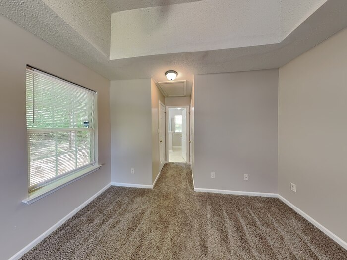 Building Photo - 4710 Biesterfield Dr