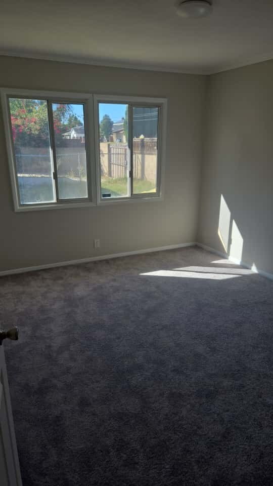 Building Photo - House for Rent