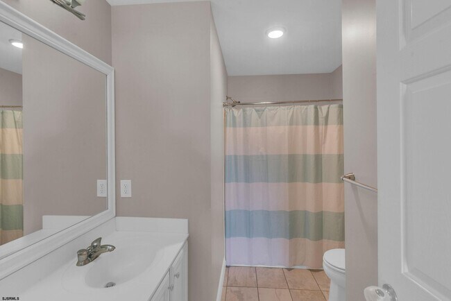 Building Photo - 120 Trotter Road