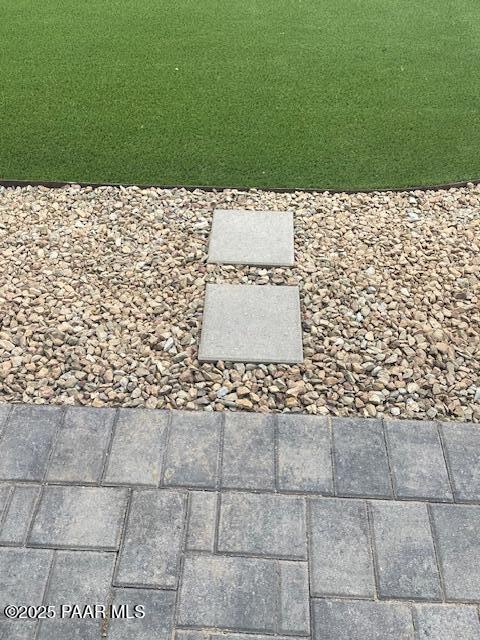 Building Photo - 5992 Finch Pl