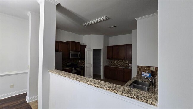 Building Photo - 2275 Copper Trail Ln NE