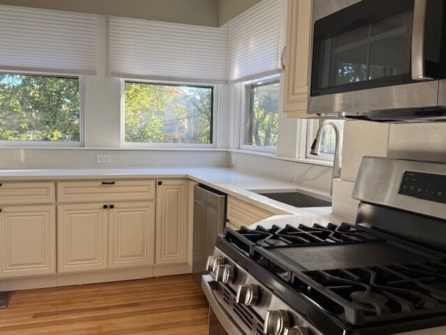 Building Photo - 21 Melville Ave