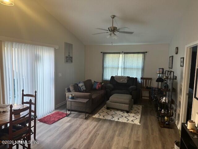 Building Photo - 1681 Dogwood Cir