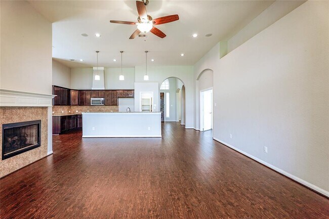 Building Photo - 6011 Watford Bend