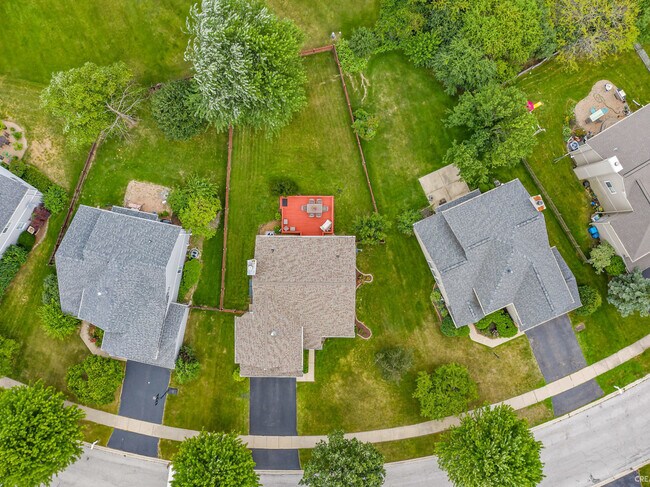 Building Photo - 1226 Pennsbury Ln