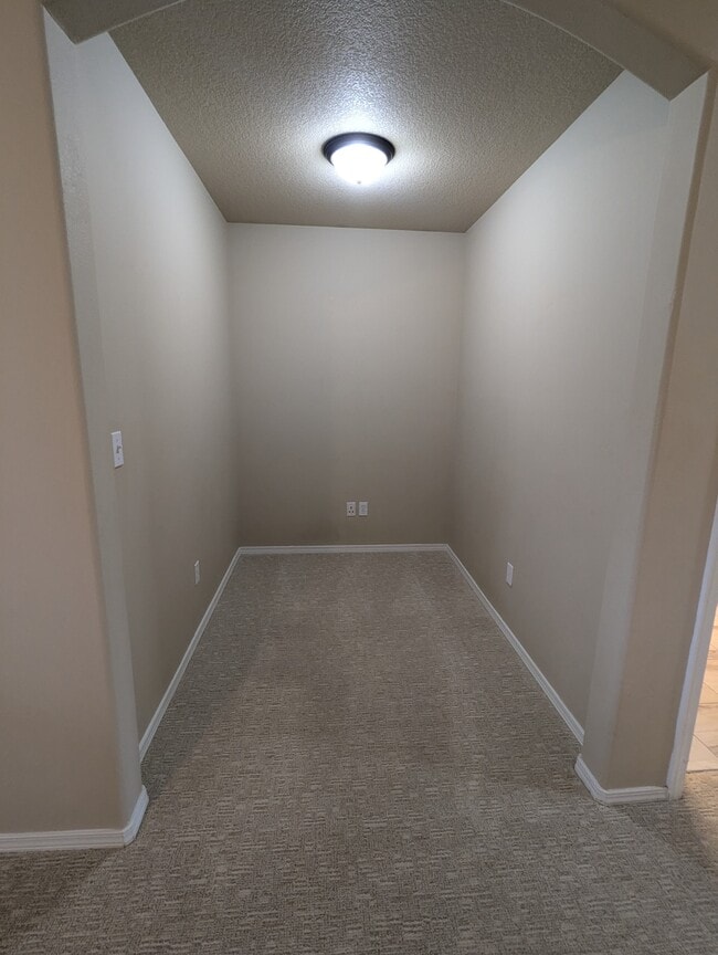 Building Photo - 20565 Sun Meadow Way