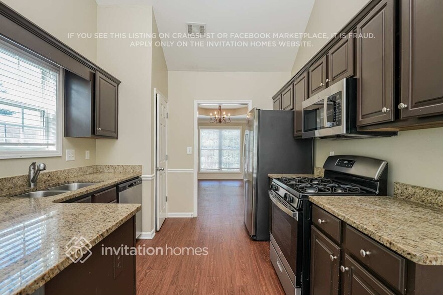 Building Photo - 4215 Mulberry Ridge Ln NE