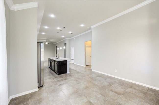 Building Photo - 5314 Silver Ledge Dr