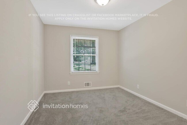 Building Photo - 3569 Troutdale Ct