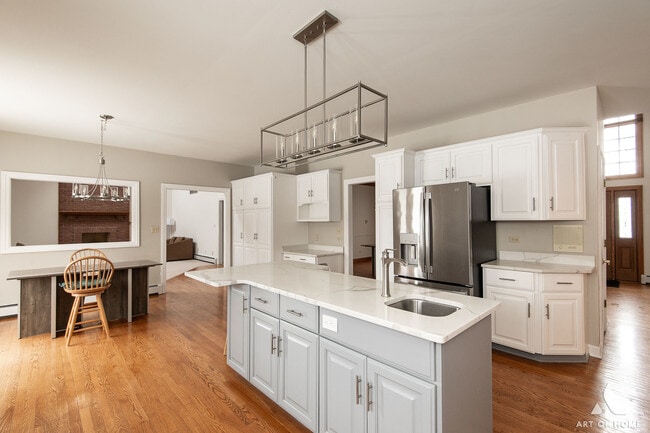 Building Photo - 15141 Arbor Dr