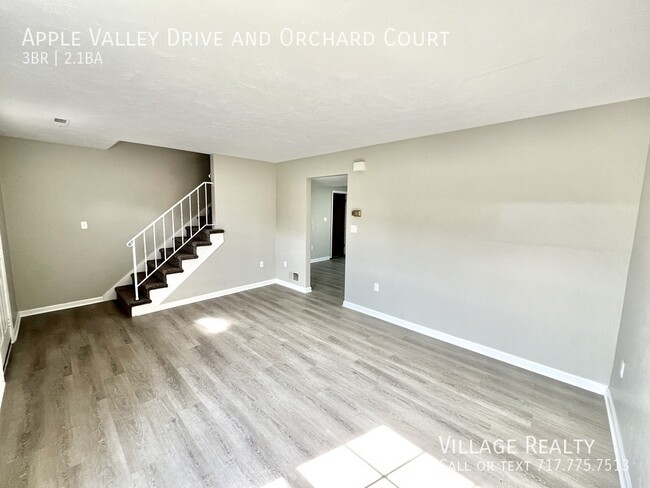 Building Photo - 910 Apple Valley Dr